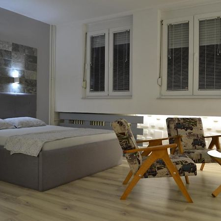 Lazarus Studio Apartment Скоп'є Екстер'єр фото