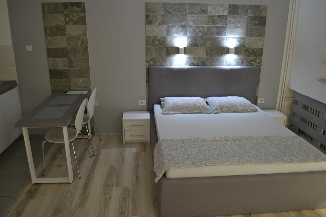 Lazarus Studio Apartment Скоп'є Екстер'єр фото
